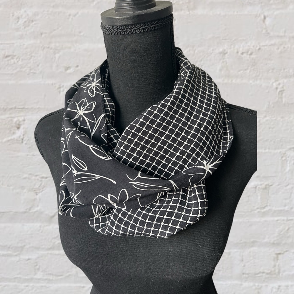 J Jill Black and White Reversible Infinity Scarf